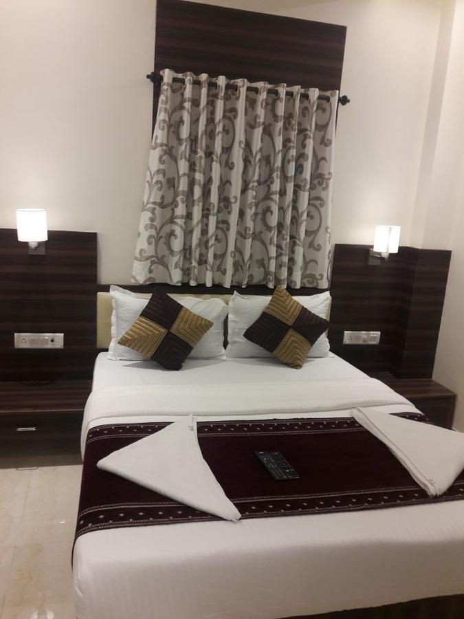 Hotel Golden City Мумбаи Экстерьер фото