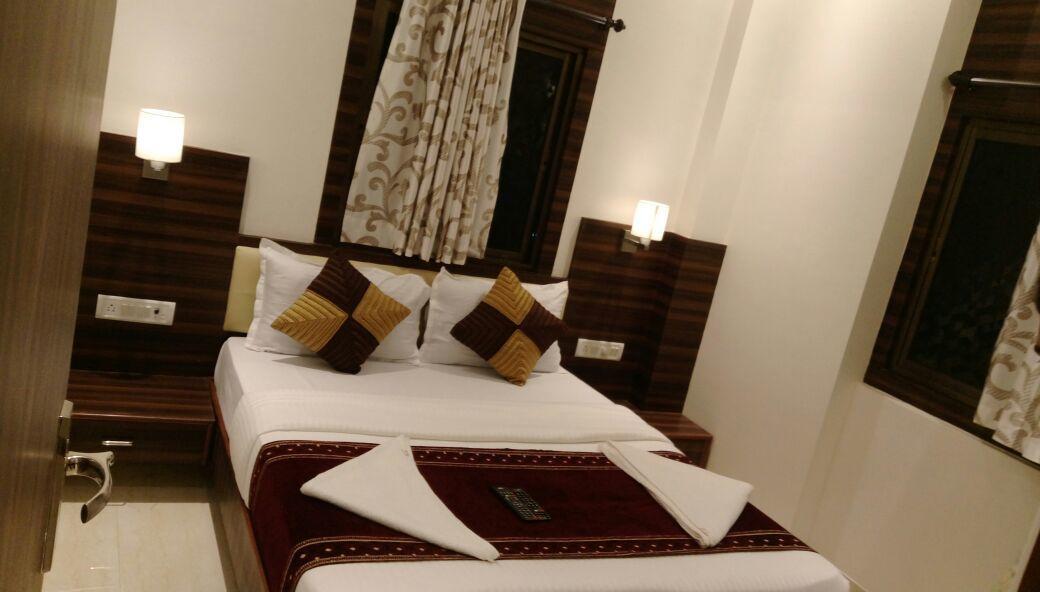 Hotel Golden City Мумбаи Экстерьер фото